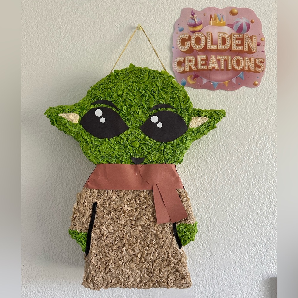 Baby Yoda Piñata